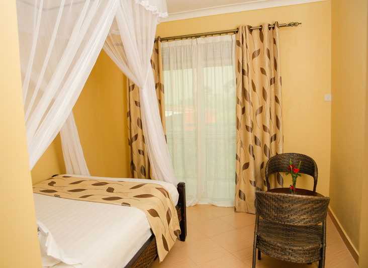 Draped four-poster at Maya Nature Resort.