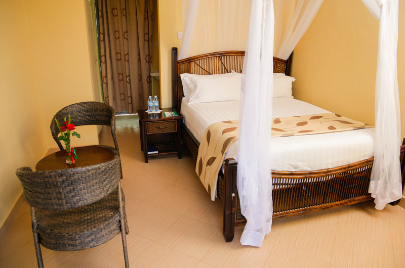Twin beds at Maya Nature Resort.